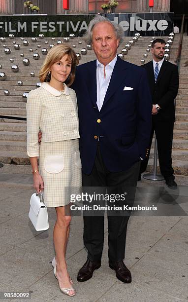 Vanity Fair editor Graydon Carter and wife Anna Scott Carter attend the Vanity Fair Party during the 9th Annual Tribeca Film Festival at the New York...