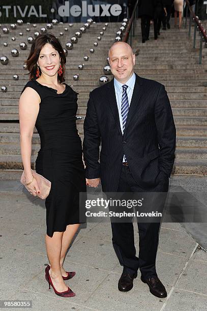 Personality/chef Tom Colicchio and Lori Silverbush attend the Vanity Fair party before the 2010 Tribeca Film Festival at the New York State Supreme...