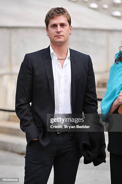 Singer Rob Thomas attends the Vanity Fair Party during the 9th Annual Tribeca Film Festival at the New York State Supreme Court on April 20, 2010 in...