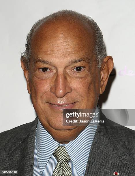 Designer Oscar de la Renta attends the Colleagues' 22nd annual spring luncheon at the Beverly Wilshire Hotel on April 20, 2010 in Beverly Hills,...