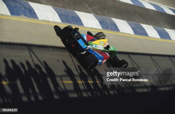 Nelson Piquet drives the Benetton-Ford B190 during the Australian Grand Prix on 4th November 1990 at the Adelaide Street Circuit in Adelaide,...