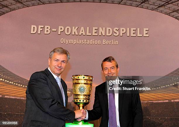 Wolfgang Niersbach , general seceratary of the DFB hands over the cup to Klaus Wowereit, mayor of Berlin during the DFB cup handover at the city hall...