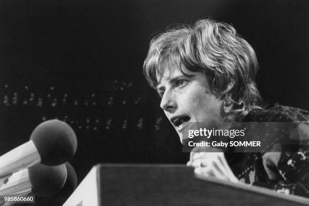 Discours de Petra Kelly au Congrès du parti des verts à Duisbourg en novembre 1983 en RFA.