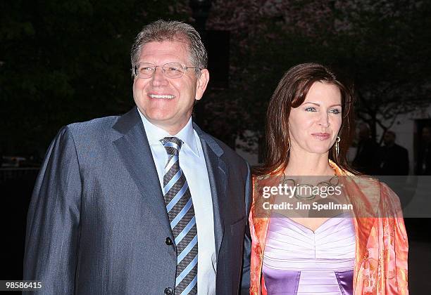 Director Robert Zemeckis and wife Leslie Zemeckis attend the Vanity Fair Party during the 9th Annual Tribeca Film Festival at New York State Supreme...