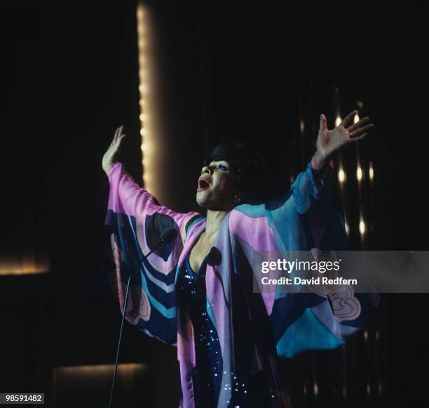 Welsh singer Shirley Bassey performs live on stage circa 1975.