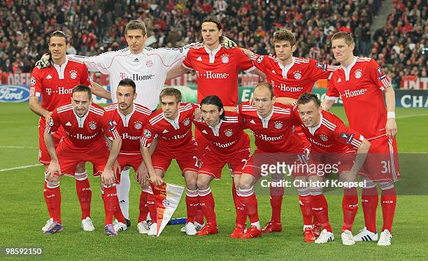 Bayern Muenchen players line up ahead the UEFA Champions League semi final first leg match between FC Bayern Muenchen and Olympic Lyon at Allianz...