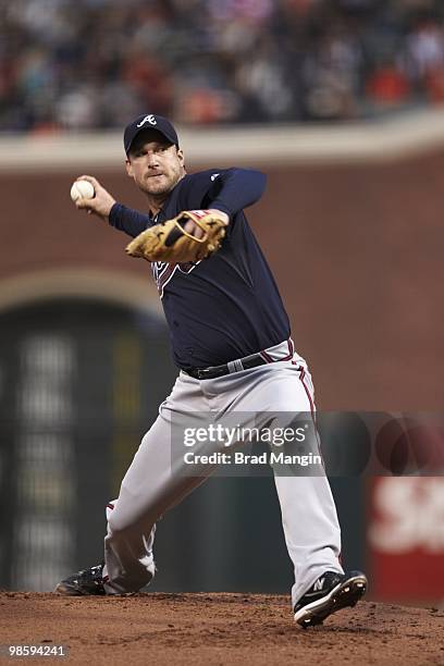 Atlanta Braves Derek Lowe in action, pitching vs San Francisco Giants. San Francisco, CA 4/10/2010 CREDIT: Brad Mangin