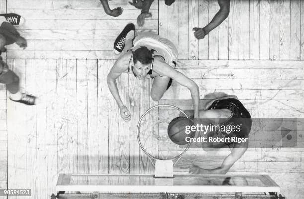 Overhead view during a Boston Celtics game against the Philadelphia 76ers at Boston Garden in Boston, Massachusetts, circa 1960s.