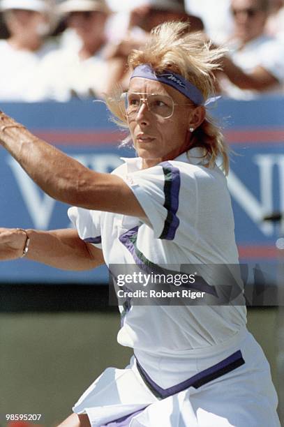 Martina Navratilova hits a forehand, circa 1980s.