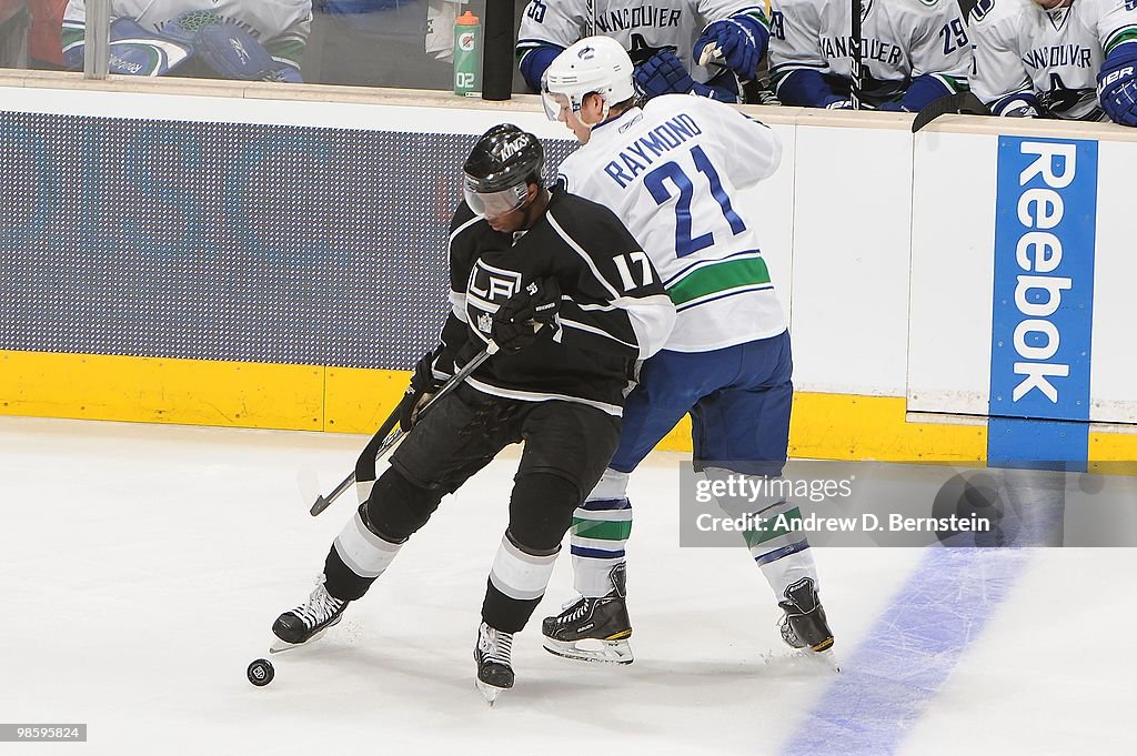 Vancouver Canucks v Los Angeles Kings - Game Three