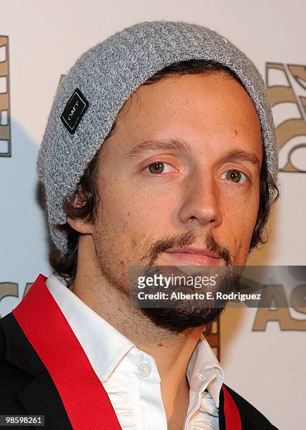 Musician Jason Mraz arrives at the 27th Annual ASCAP Pop Music Awards held at the Renaissance Hollywood Hotel on April 21, 2010 in Hollywood,...