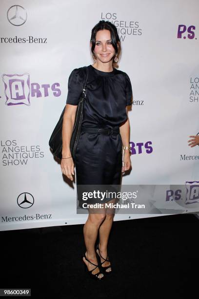 Courteney Cox arrives to Opening Night Preview Party of the LA Antique Show benefiting P.S. ARTS held at Barker Hangar on April 21, 2010 in Santa...