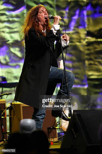 Patti Smith performs at the 27th Annual ASCAP Pop Music Awards Show at Renaissance Hollywood Hotel on April 21, 2010 in Hollywood, California.