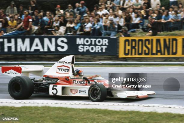 Emerson Fittipaldi drives the Marlboro Team Texaco McLaren Ford M23 during the British Grand Prix on 20 July 1974 at the Brands Hatch circuit in...