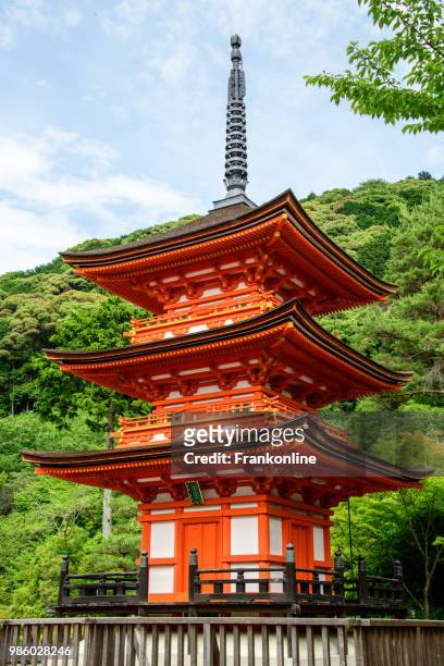 kiyomizu-dera tempel kyoto - kiyomizu dera temple stock-fotos und bilder