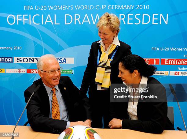 Franz Beckenbauer, chairman of the FIFA U20 and U17 Women's World Cup Committee talks with Helma Orosz, mayor of Dresden and Steffi Jones , chairman...