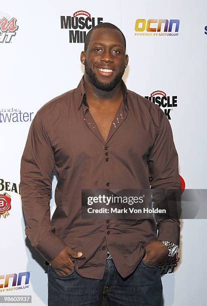 Titans' Stephen Lulloch attends ESPN the Magazine's 7th Annual Pre-Draft Party at Espace on April 21, 2010 in New York City.