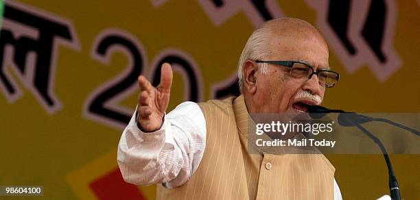 Senior party leader LK Advani faints during the BJP price rise rally in New Delhi on April 21, 2010.