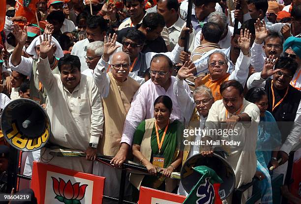 President Nitin Gadkari along with senior leaders Lal Krishna Advani, Sushma Swaraj, Arun Jaitley and Murli Manohar Joshi during the BJP price rise...
