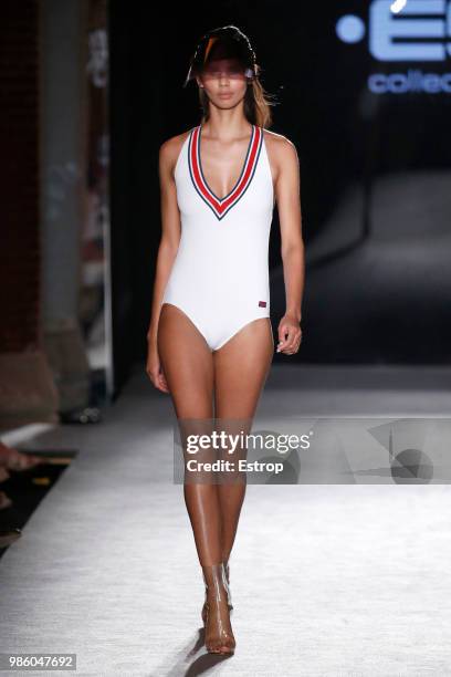 Model walks the runway at the ES Collection show during the Barcelona 080 Fashion Week on June 26, 2018 in Barcelona, Spain.