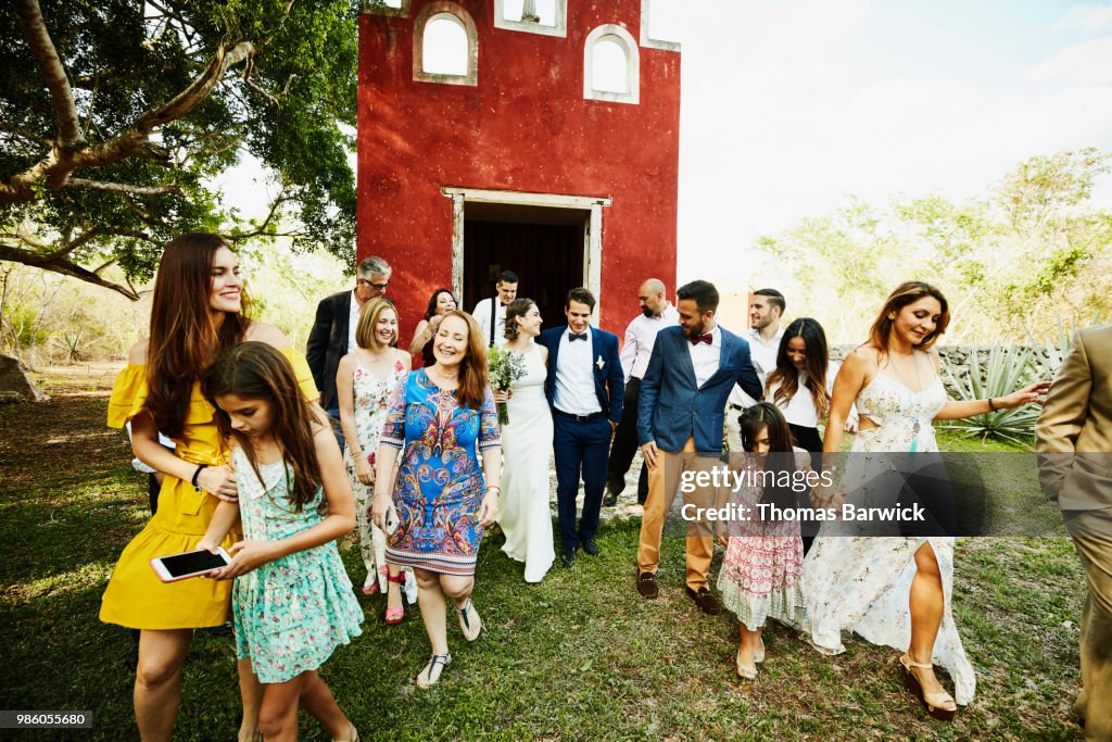 Strolling Reception Smiling Wedding Party Walking To Reception After Wedding Ceremony At ...