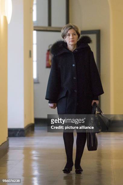 Maike Kohl-Richter arrives at the Higher Regional Court in Cologne, Germany, 15 February 2018. The legal dispute regarding the book 'Vermaechtnis:...