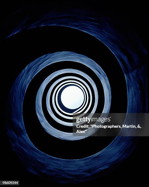 a spiral staircase, sweden. - ウップランド ストックフォトと画像