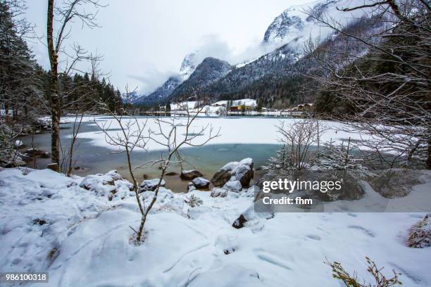 lake hintersee (berchtesgadener land, bavaria/ germany) - berchtesgaden national park 個照片及圖片檔