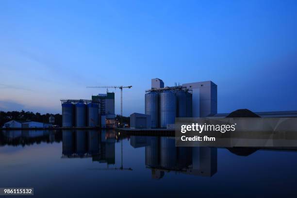 industrial and silo buildings (rheine/ north rhine westphalia, germany) - rheine stock-fotos und bilder