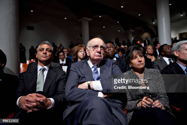 Rahm Emanuel, the White House chief of staff, left, Paul Volcker, chairman of President Obama's Economic Recovery Advisory Board, center, and Penny...