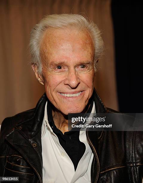 Artist R Culp Culp Photos and Premium High Res Pictures - Getty Images