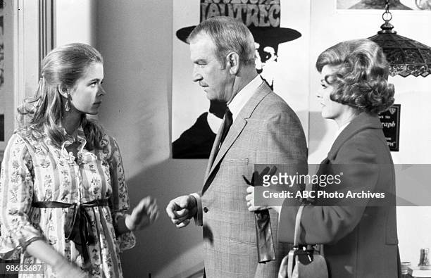 Love and the Single Couple" - Airdate on October 27, 1969. DIANA EWING;DON PORTER;MARJORIE LORD