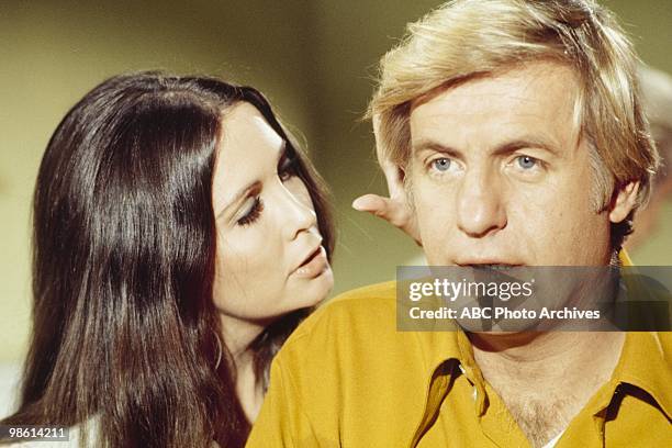 Love and the Nutsy Girl" - Airdate January 29, 1971. ANJANETTE COMER;JERRY VAN DYKE