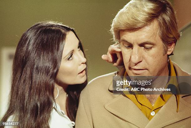 Love and the Nutsy Girl" - Airdate January 29, 1971. ANJANETTE COMER;JERRY VAN DYKE