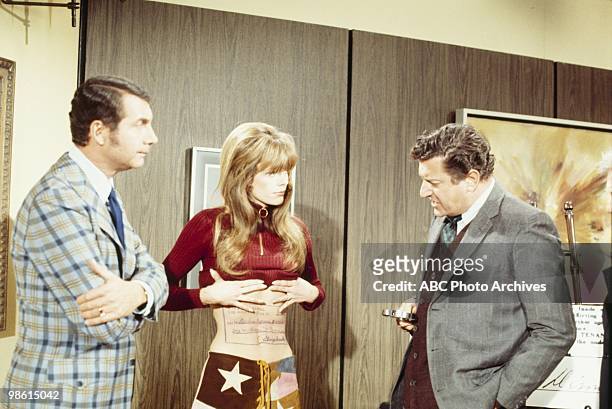 Love and the Bowling Ball/Love and the Check/Love and the Hiccups/Love and the Liberated Lady Boss" - Airdate December 10, 1971. ROY STUART;NINA...