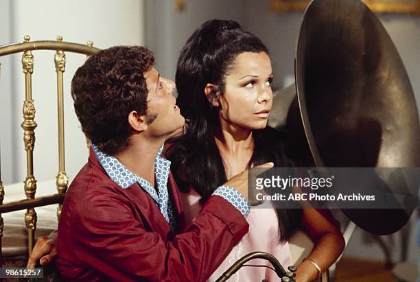 Love and the Accidental passion/Love and the Black Limousine/Love and the Eskimo's Wife/Love and the Tuba" - Airdate December 3, 1971. FRANKIE...