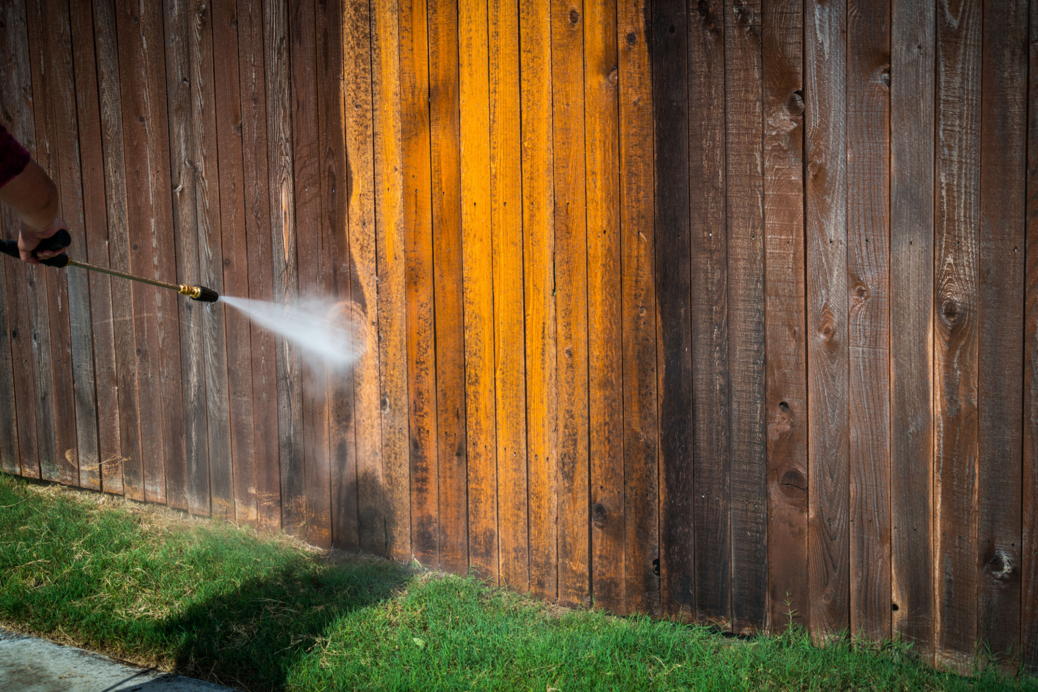 fence cleaning