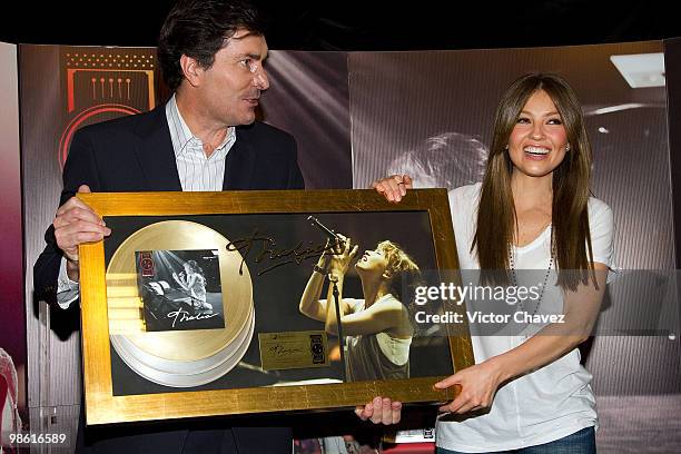 Singer Thalia attends the "Primera Fila" album launch at Hotel JW Marriot on April 21, 2010 in Mexico City, Mexico.