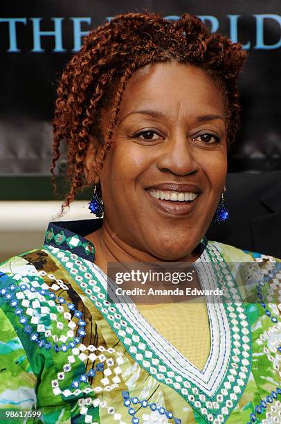 Actress CCH Pounder attends the 20th Century Fox & Earth Day Network's "Avatar" Tree Planting Event on April 22, 2010 in Los Angeles, California.