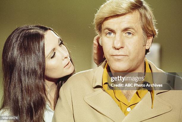 Love and the Nutsy Girl" - Airdate January 29, 1971. ANJANETTE COMER;JERRY VAN DYKE