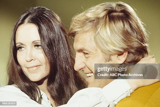 Love and the Nutsy Girl" - Airdate January 29, 1971. ANJANETTE COMER;JERRY VAN DYKE