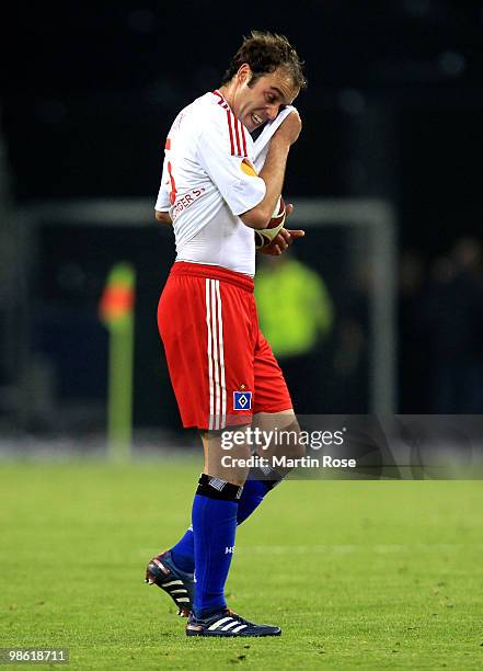 Joris Mathijsen of HSV leaves the pitch after the UEFA Europa League semi final first leg match between Hamburger SV and Fulham at HSH Nordbank Arena...