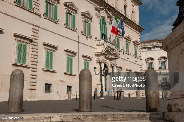 Palazzo del Quirinale historic building, located on the homonymous hill and overlooking Piazza del Quirinale; since 1870 it has been the official...