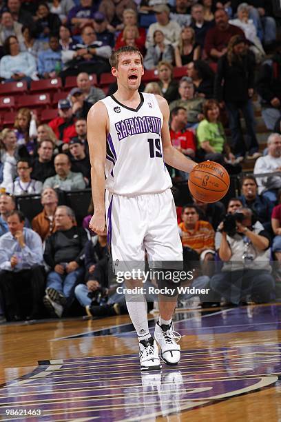 Beno Udrih of the Sacramento Kings dribbles the ball upcourt against the Portland Trail Blazers on March 12, 2010 at Arco Arena in Sacramento,...