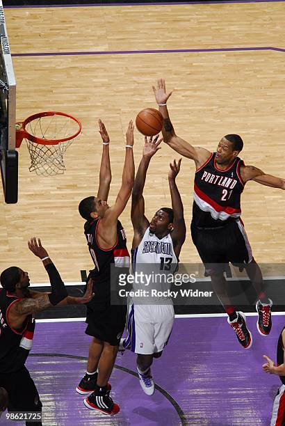 Tyreke Evans of the Sacramento Kings shoots a short jump shot in the key against Nicolas Batum of the Portland Trail Blazers during the game on March...