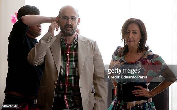 Javier Camara and Carmen Machi attend Que se mueran los feos photocall at ME Hotel on April 22, 2010 in Madrid, Spain.