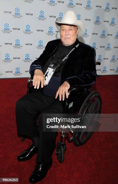 Actor Tony Curtis arrives at the opening night gala and premiere of the newly restored "A Star Is Born" at Grauman's Chinese Theatre on April 22,...