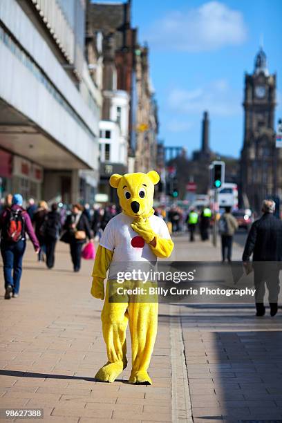 yellow teddy bear - billy walker stock pictures, royalty-free photos & images