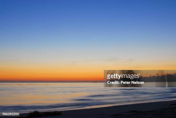 quiet laguna beach sunset - peter nelson imagens e fotografias de stock