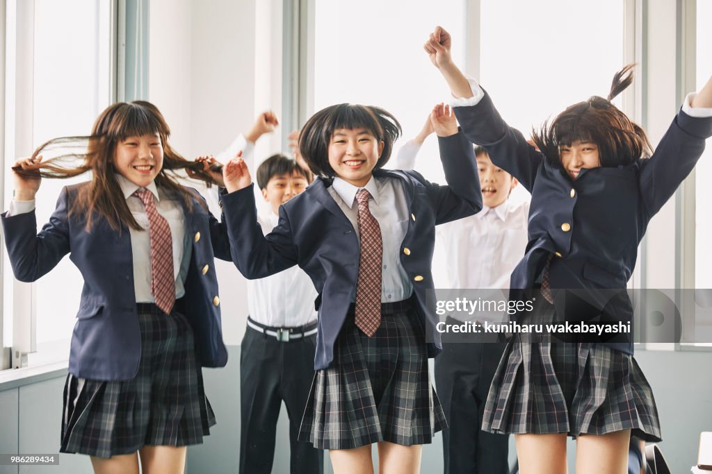 Japan Middle Class Japanese Middle School Students Portraits High-Res Stock Photo - Getty ...